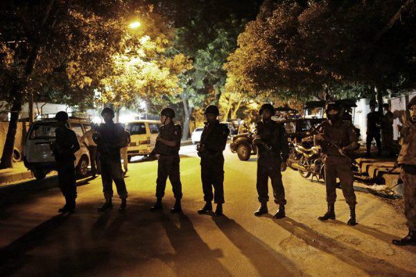 Gunmen take hostages in Dhaka restaurant
