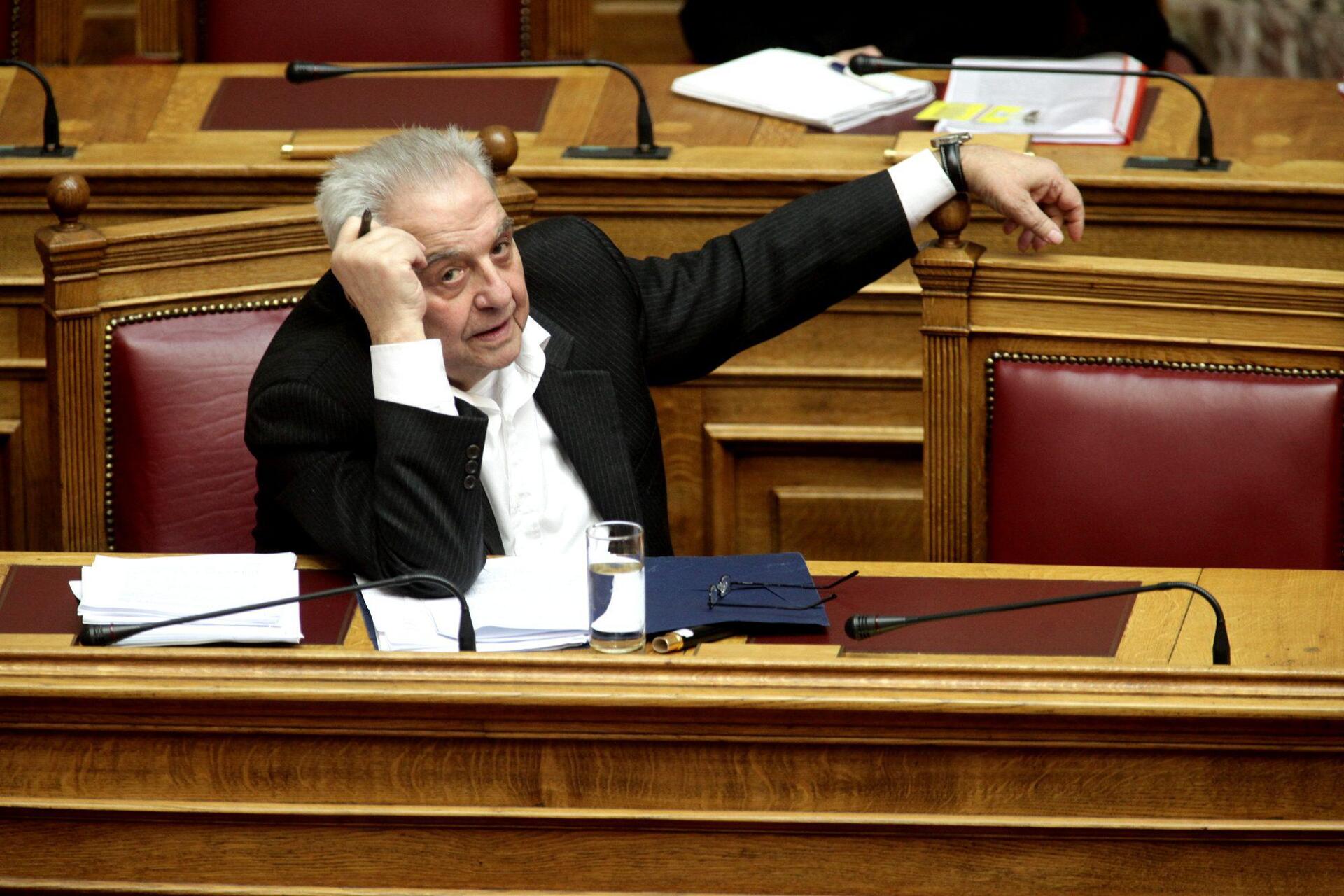 Φλαμπουράρης: Κάποιες φόρες αλλάζεις θέσεις για να μην αλλάξεις αξίες