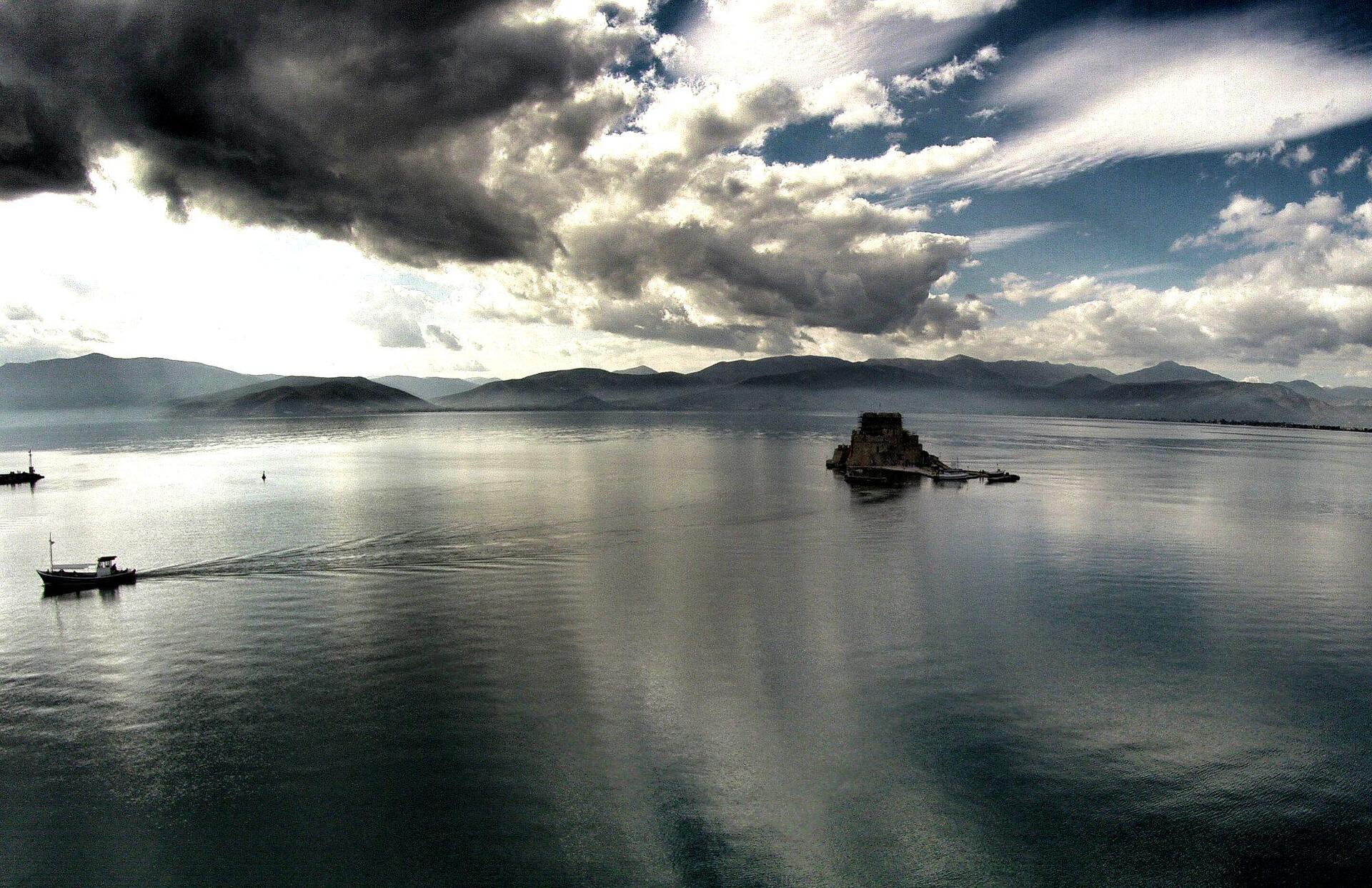 Πρόγνωση καιρού: Αίθριος ο καιρός σήμερα -Εως 5 μποφόρ οι άνεμοι