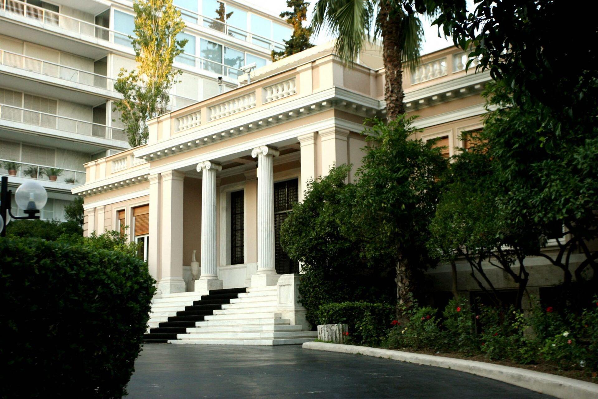 Μαξίμου: Επί τάπητος η μεταναστευτική και προσφυγική πολιτική