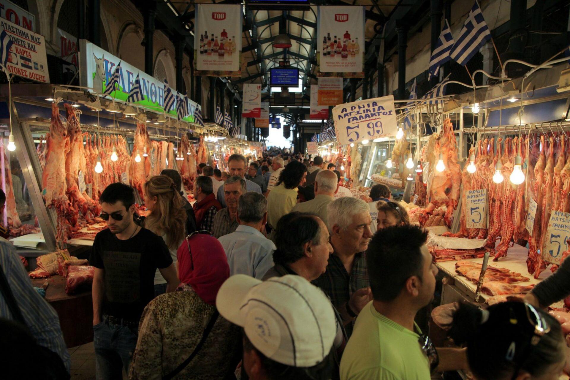 Πόσο θα κοστίσει φέτος το πασχαλινό τραπέζι;