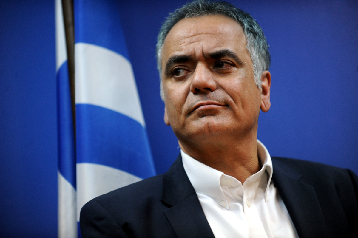 Κατάληψη αντιεξουσιαστών σε κινηματογράφο που θα μιλούσε ο Σκουρλέτης