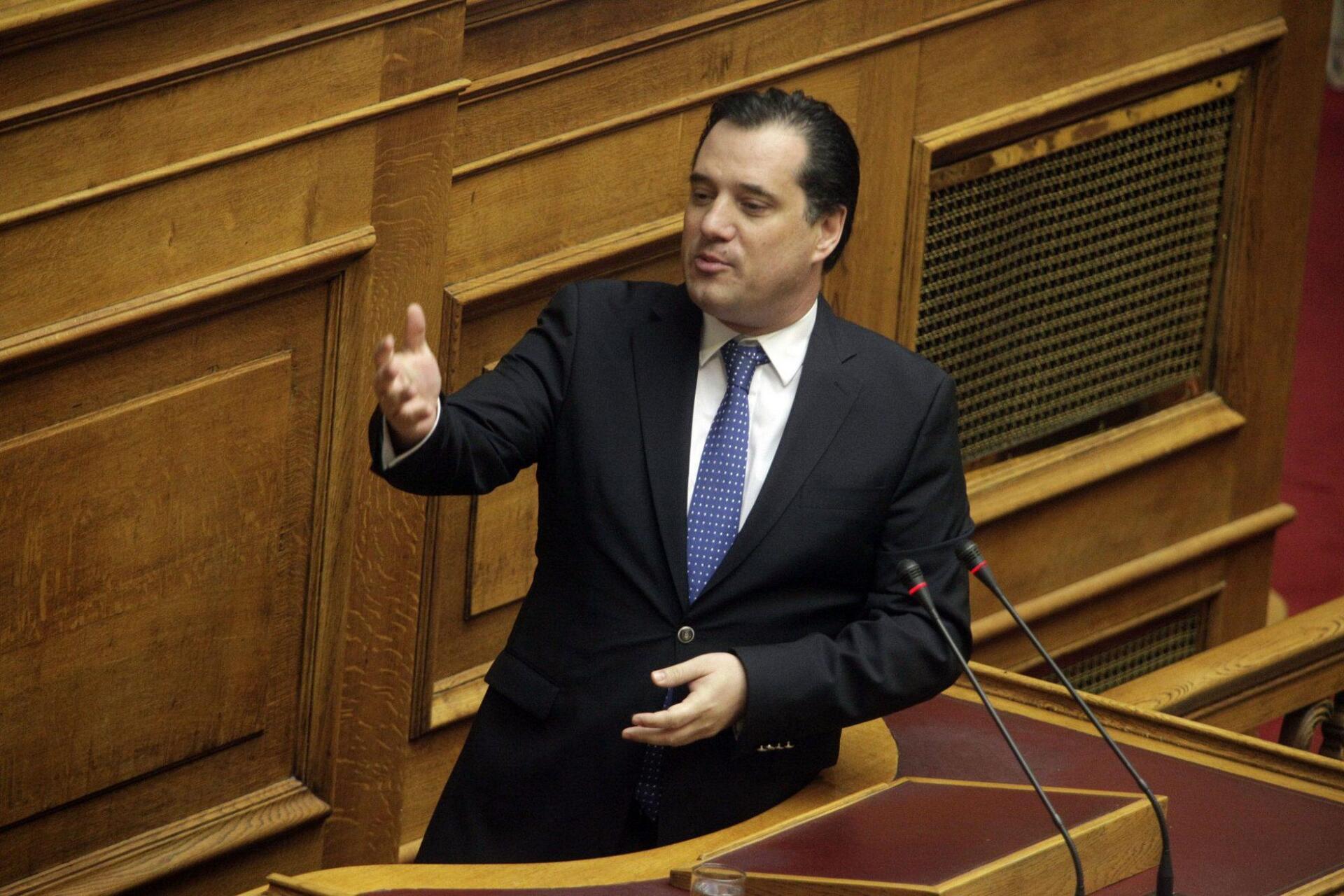 Χαμός στην Βουλή από την κόντρα Άδωνι-Πολάκη με αναφορές σε φυλακές! [βίντεο]