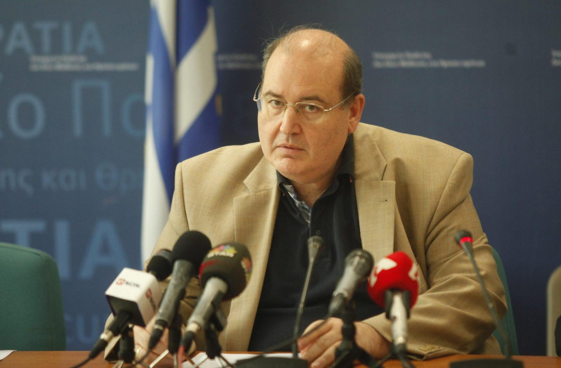 Στην αντεπίθεση ο Φίλης: Αυτά που είπε ο Αμβρόσιος είναι τζιχάντ