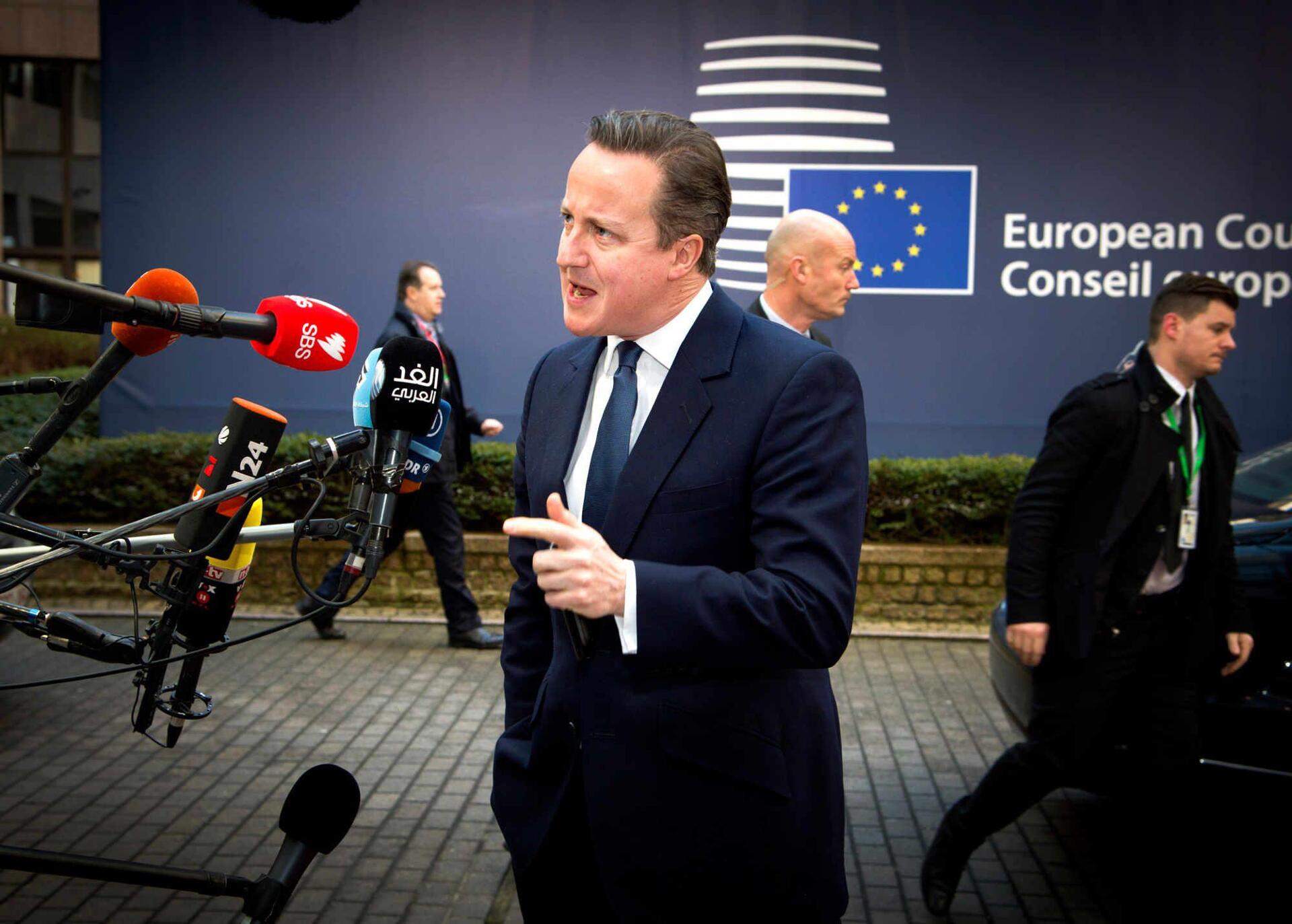 Ο Κάμερον «τρέμει» το Brexit: Έξοδος από την ΕΕ μπορεί να σημάνει μέχρι και πόλεμο