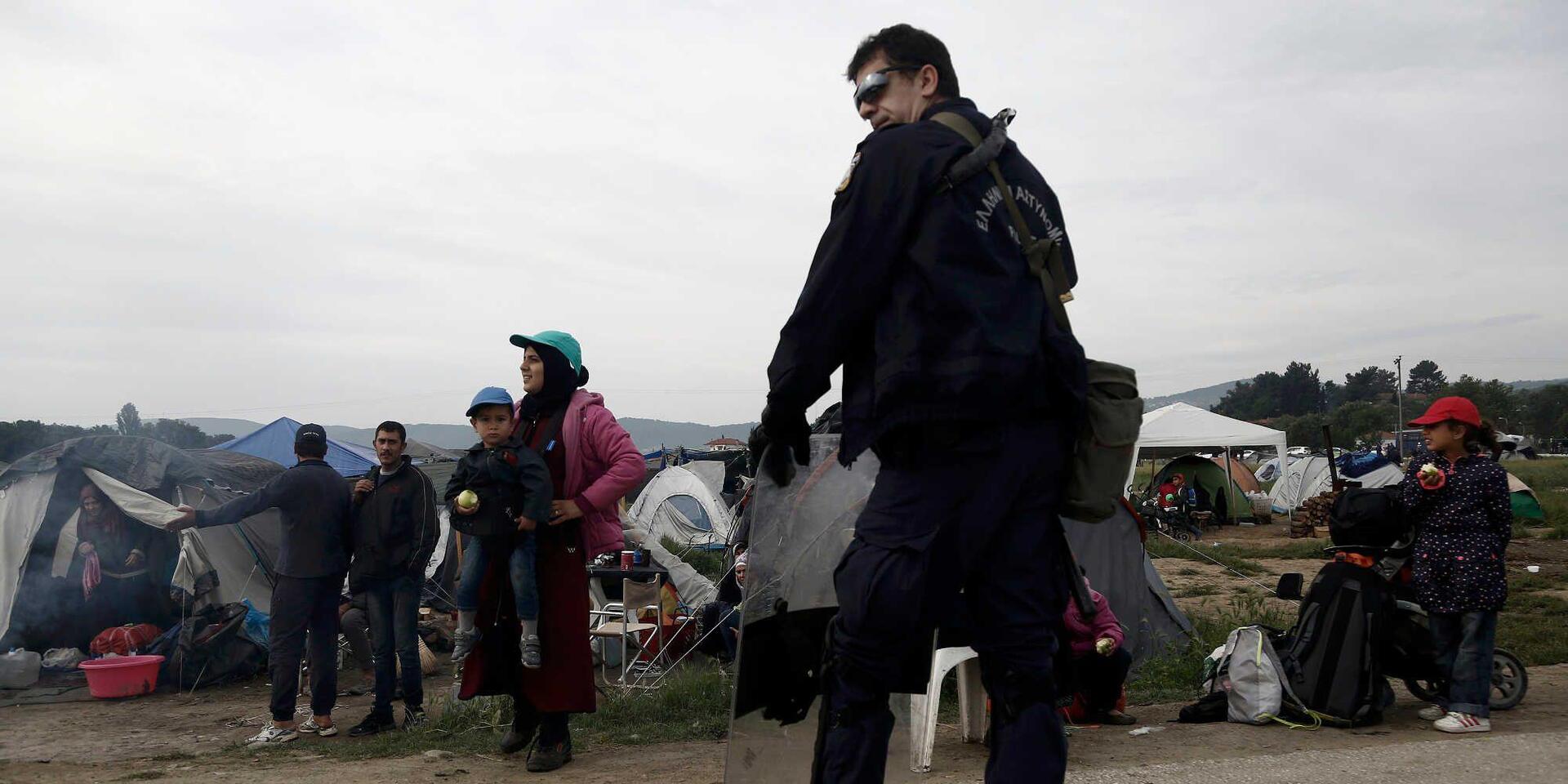 Καρέ-καρέ η εκκένωση της Ειδομένης από τους πρόσφυγες