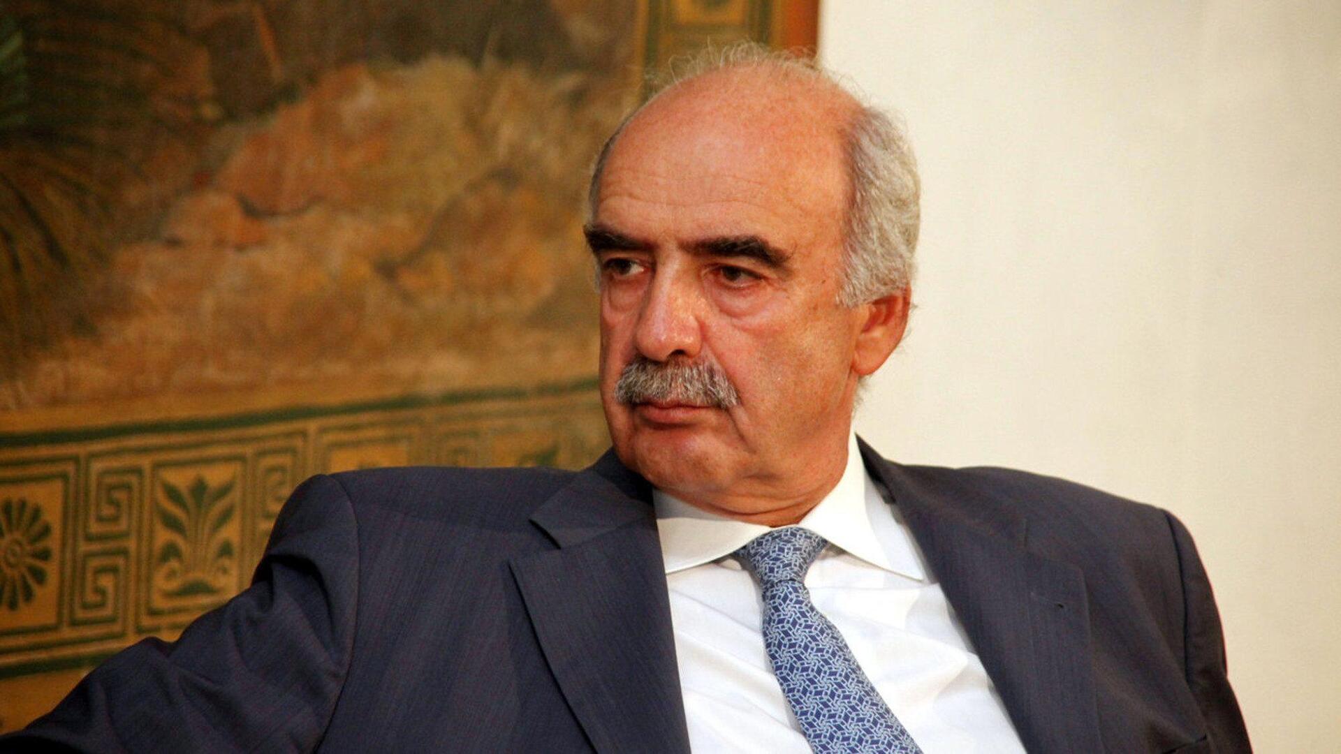 Μεϊμαράκης σε Αβραμόπουλο: Δεν μπορώ να δω τον Μοσκοβισί γιατι φοράω… βερμούδα