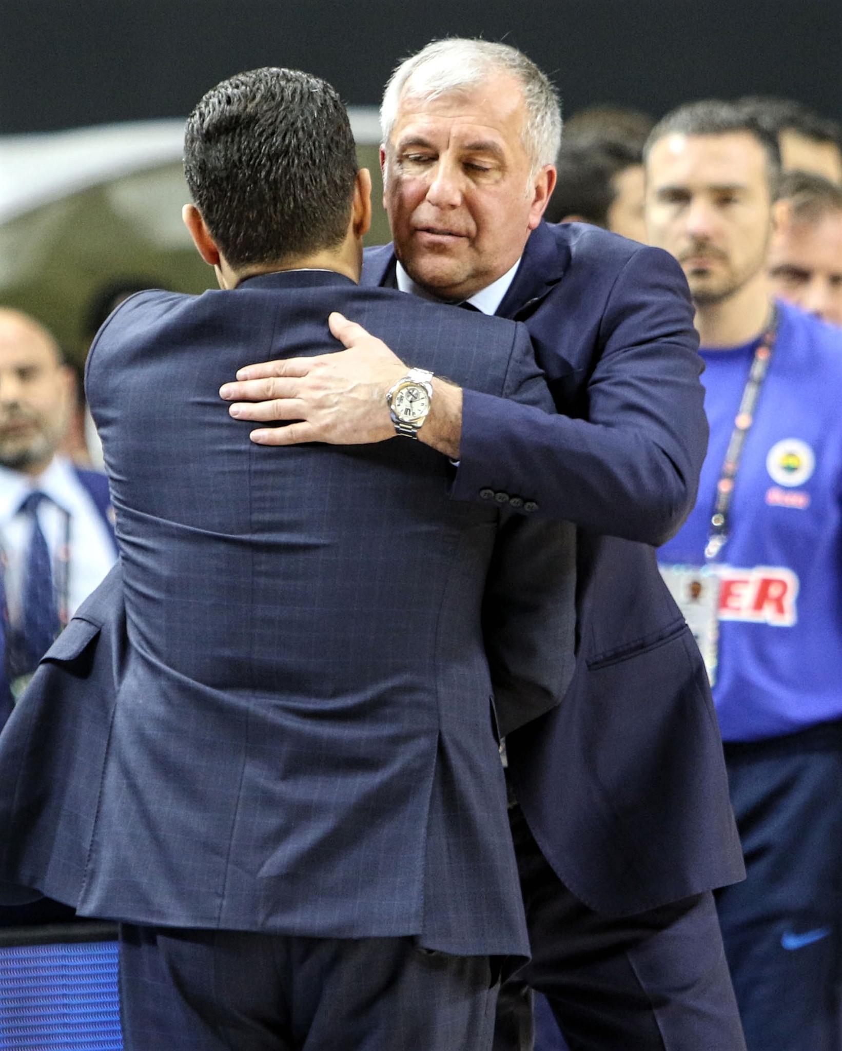 obradovic-itoudis-1000