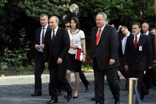 putin-pezos-maksimou-1000