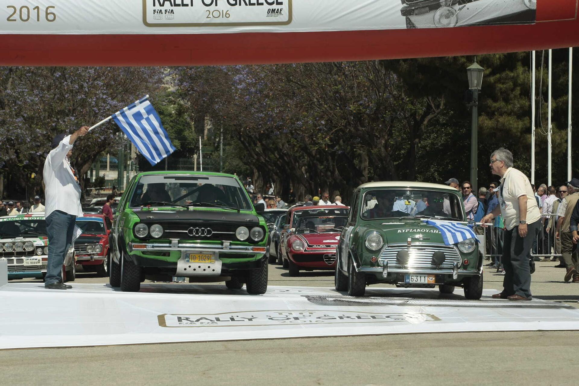 Σημαία εκκίνησης για το ιστορικό Ράλι Ελλάδος [εικόνες]
