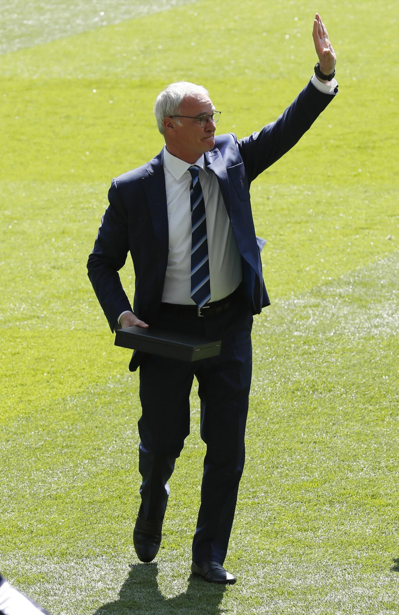 ranieri-leicester2-1000