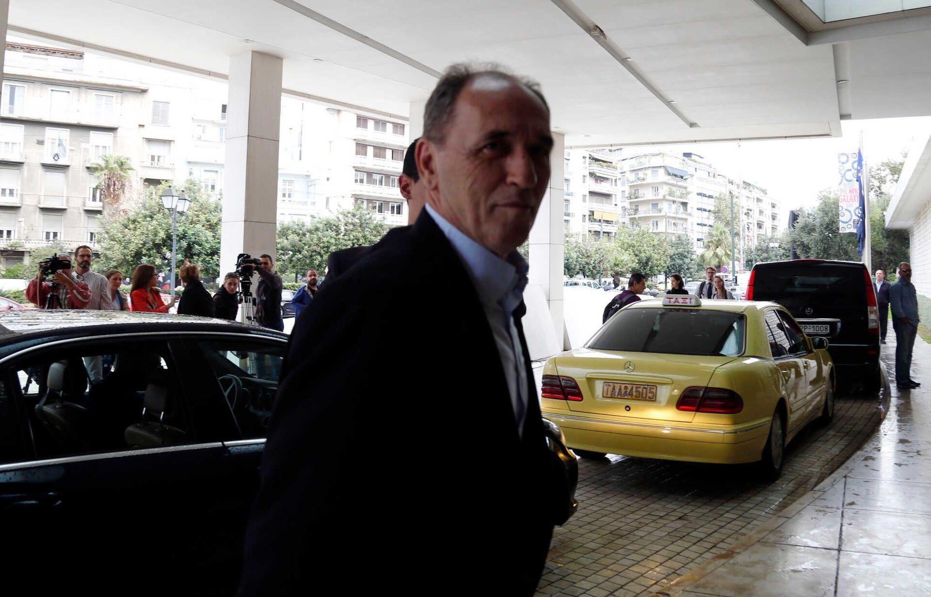 Σταθάκης: Μηδενίζουν στον επόμενο χρόνο οι οφειλές του Δημοσίου προς ιδιώτες