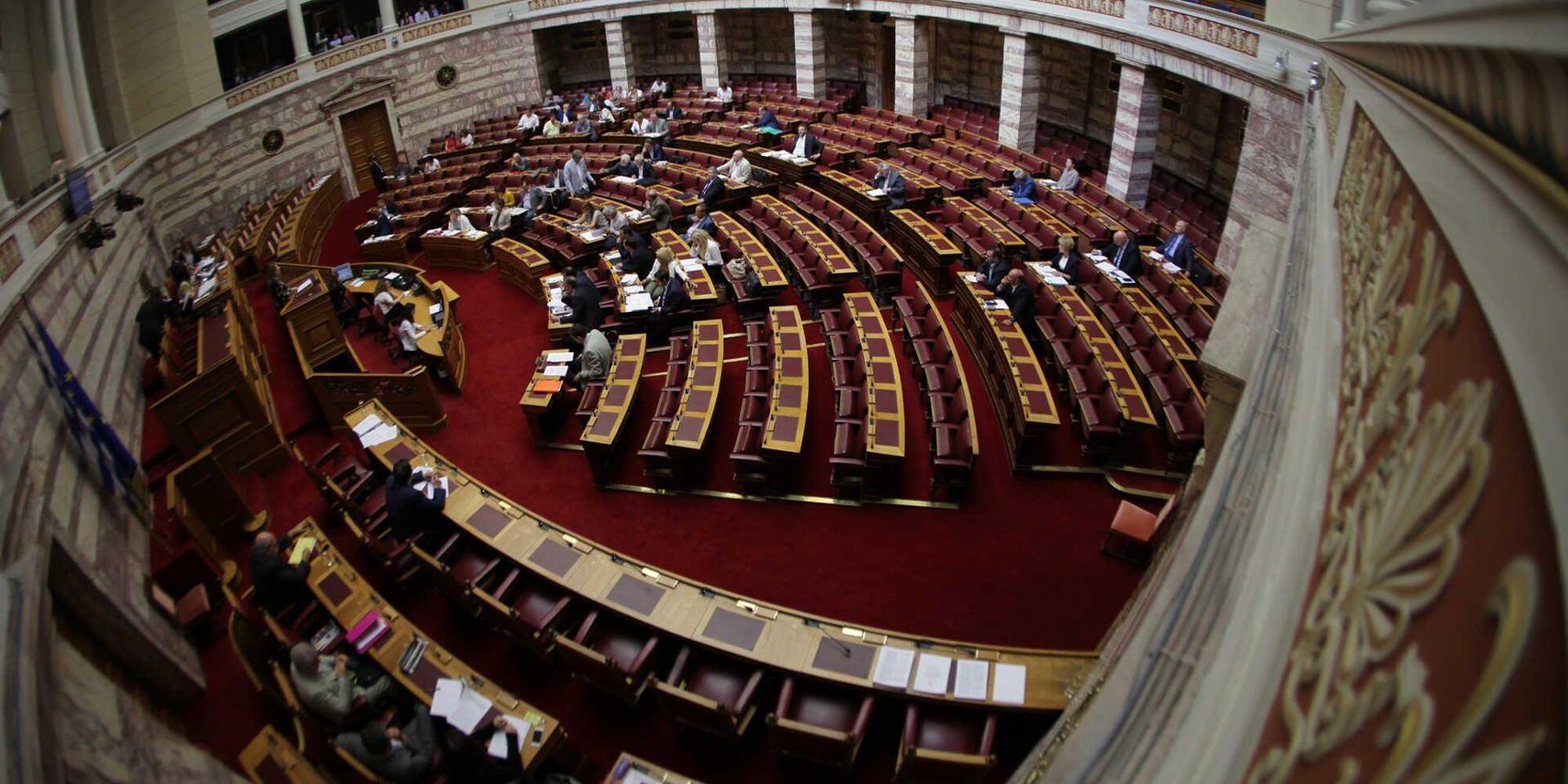 7.500 σελίδες το πολυνομοσχέδιο κι ο «κόφτης» έξω
