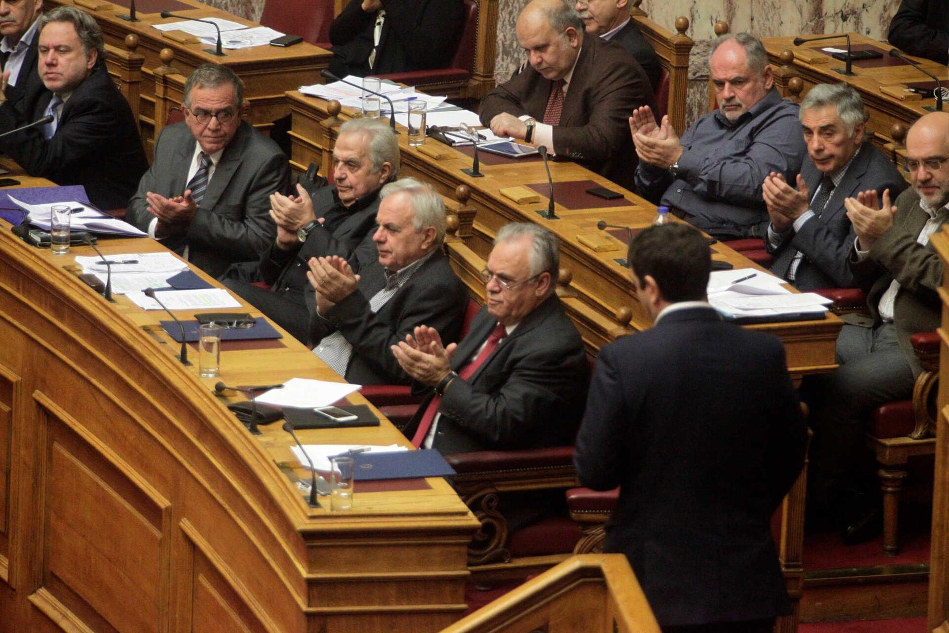 #Syriza_offshore: Το νέο «γλέντι» στο Twitter
