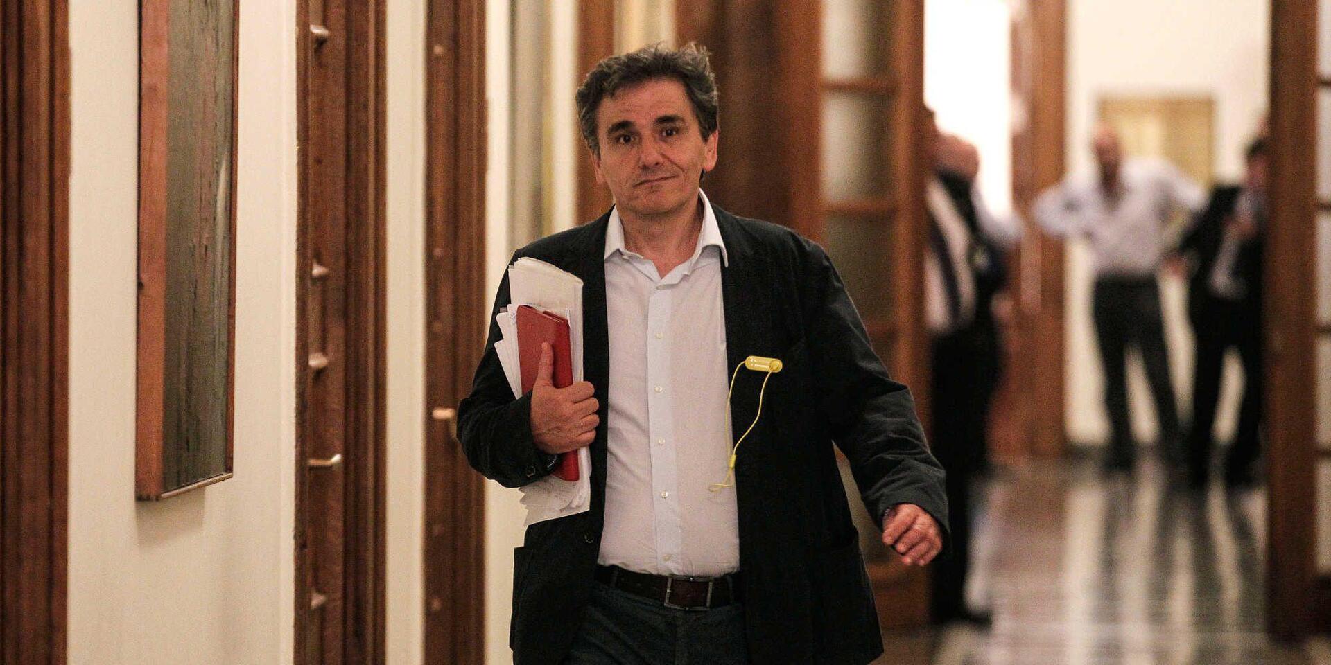 Ο Τσακαλώτος με τη φανέλα του… Eurogroup