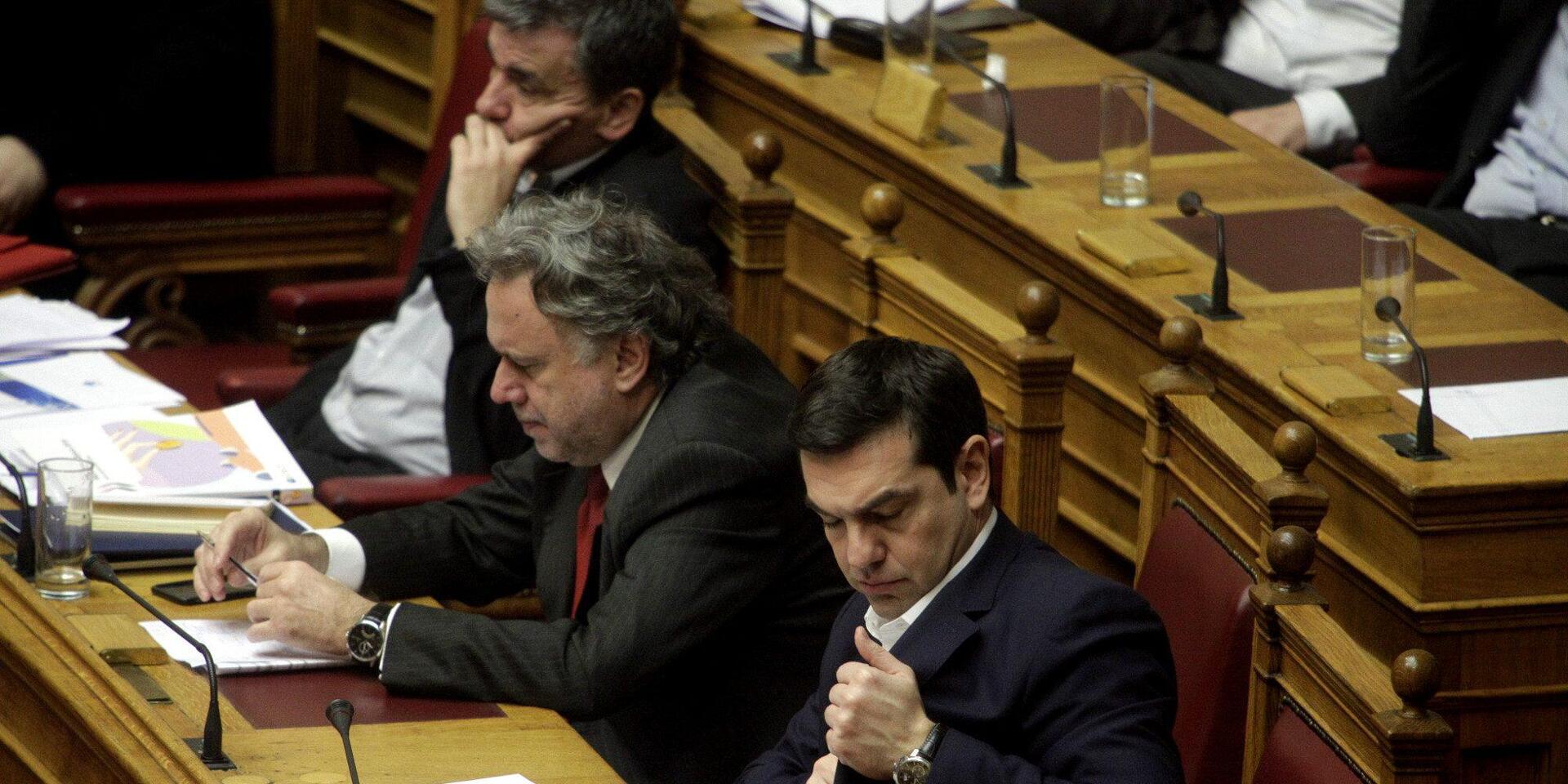 Του… Άπιστου Θωμά ψηφίζουν ασφαλιστικό και φορολογικό