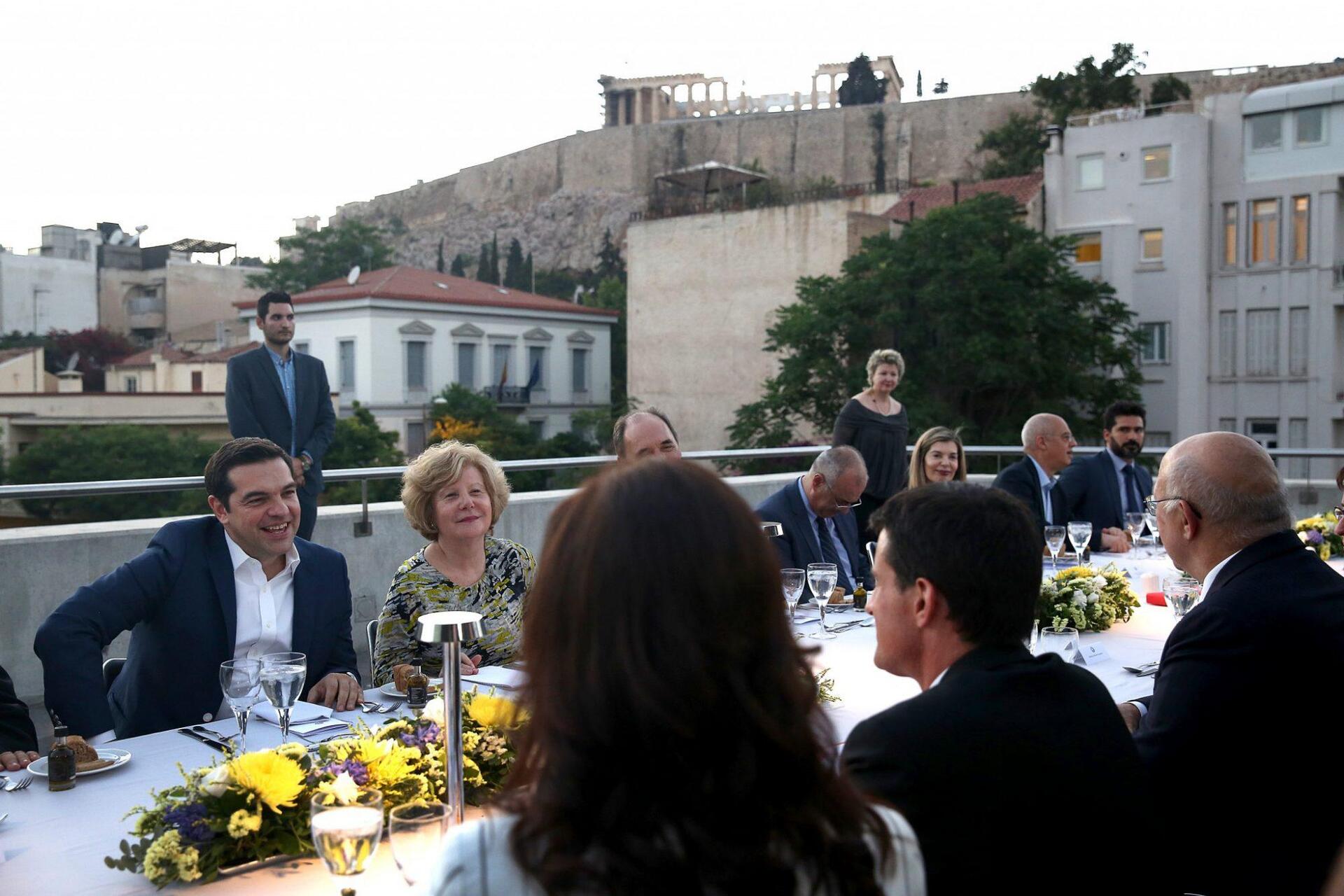 Δείπνο Τσίπρα – Βαλς στο Μουσείο της Ακρόπολης
