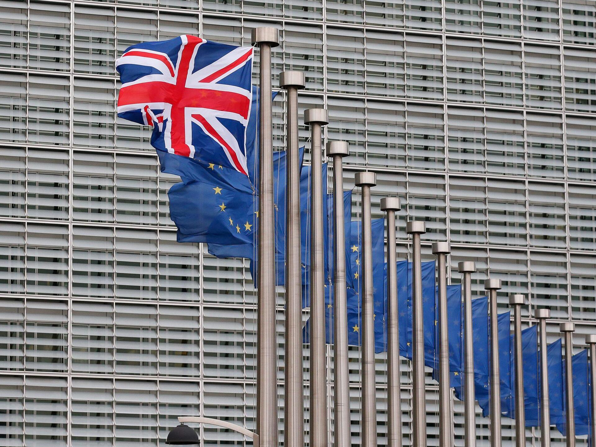 Ανοίγει η «ψαλίδα» υπέρ του Brexit – Το σχέδιο της ΕΚΤ αν αποχωρήσει η Βρετανία