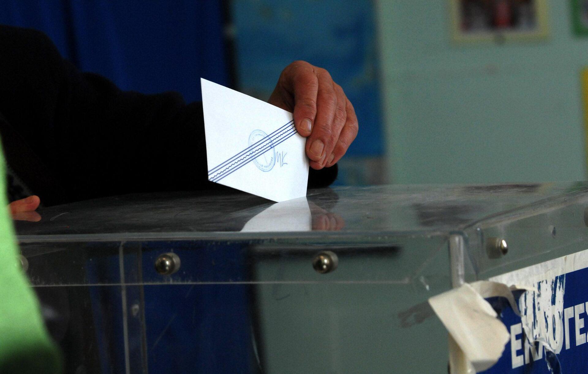 Δημοσκόπηση: Προβάδισμα ΝΔ με 30,8% έναντι 25,6% για τον ΣΥΡΙΖΑ