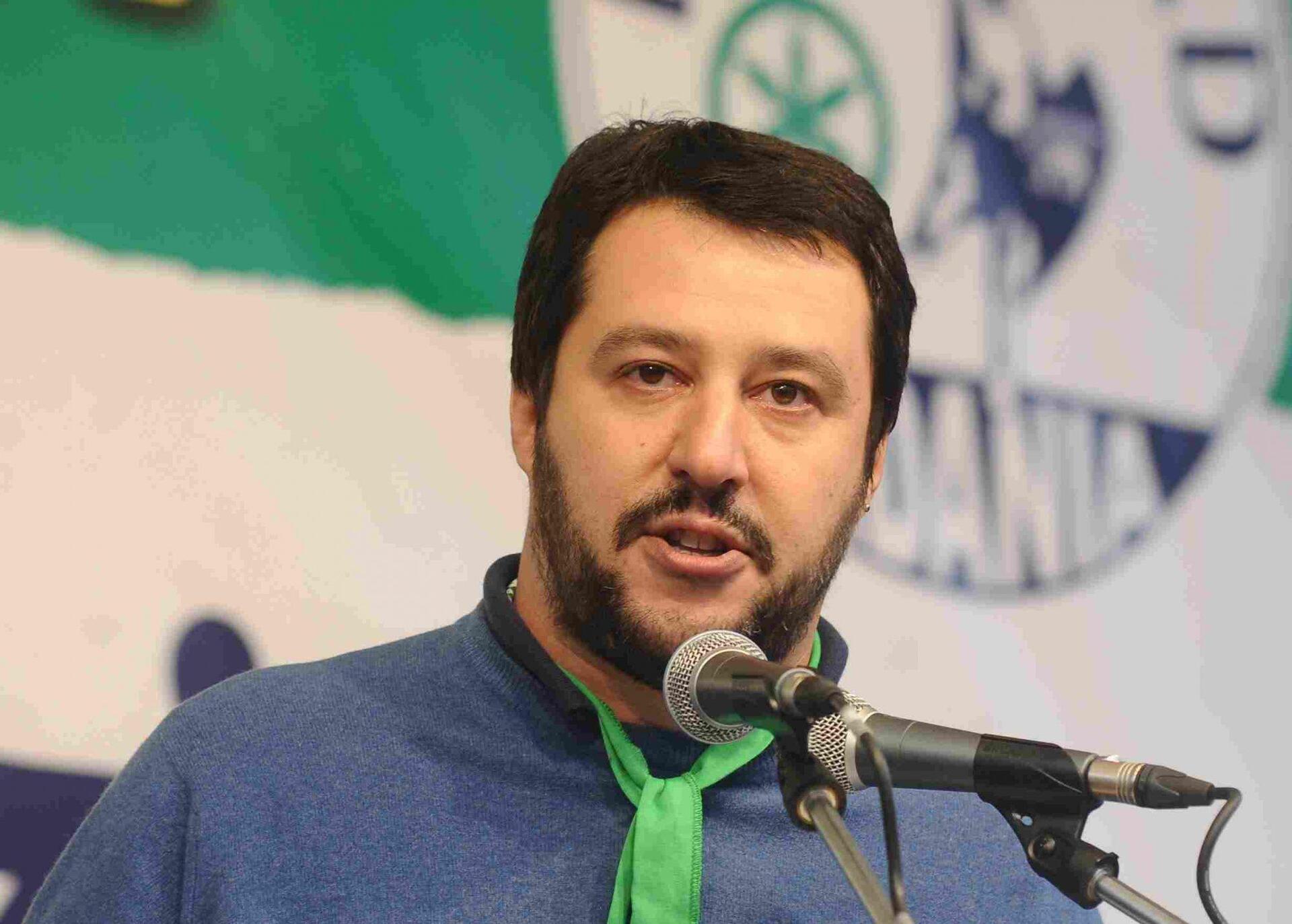 Λέγκα του Βορρά: Θέλουμε η Ιταλία να ελέγξει πάλι το νόμισμα και τα σύνορά της