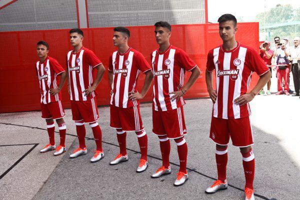 gauroi-faneles-adidas