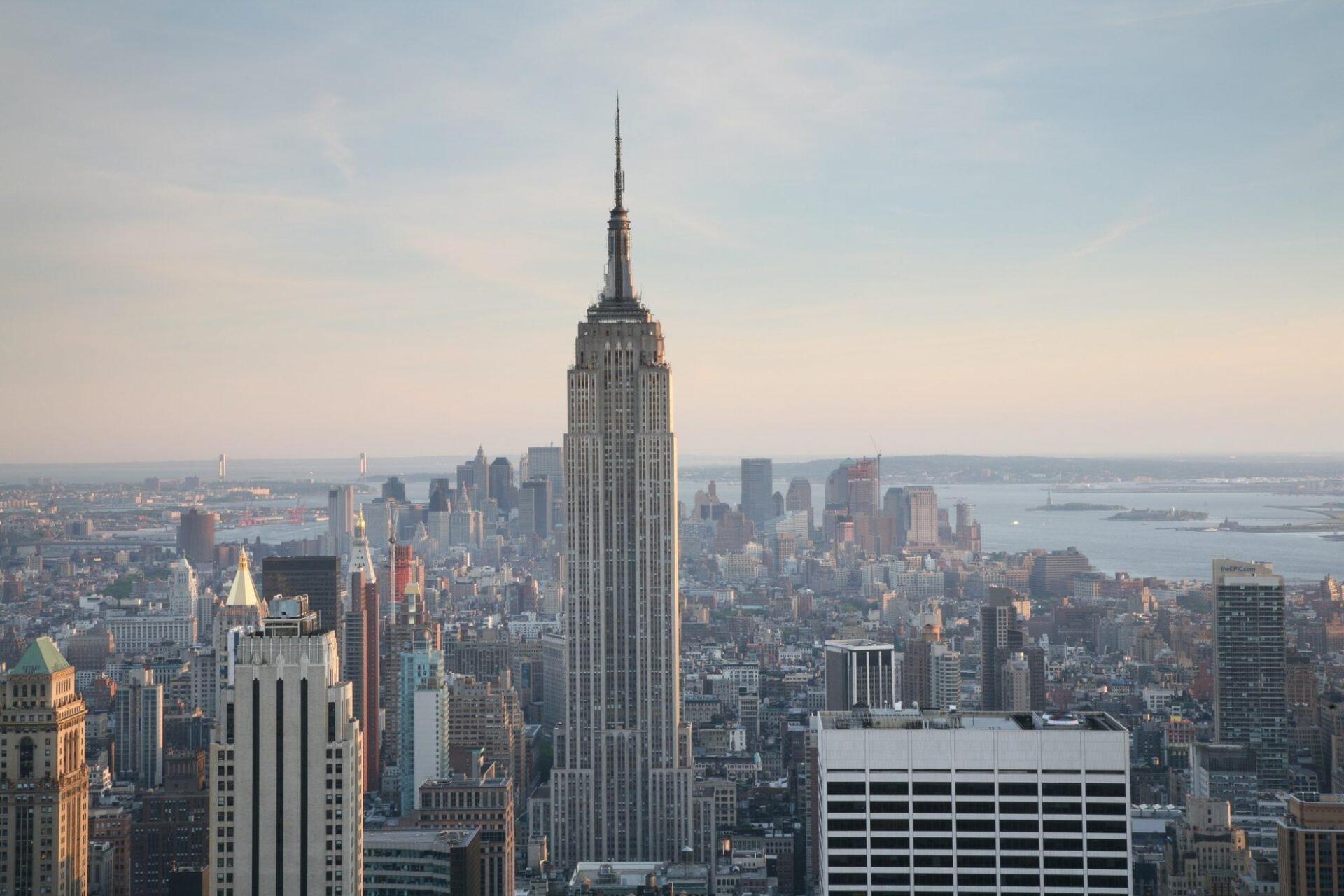 «Έσβησαν» τα φώτα στο Empire State Building για τα θύματα της Κωνσταντινούπολης