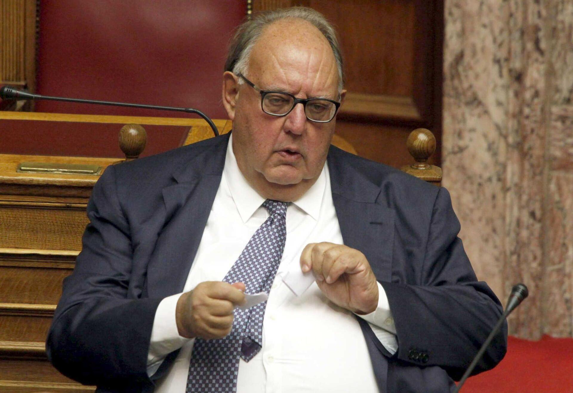 Ιστορίες από την κρύπτη: Ο Πάγκαλος, τα Ίμια, οι Αμερικανοί και οι… κλαίουσες μανούλες