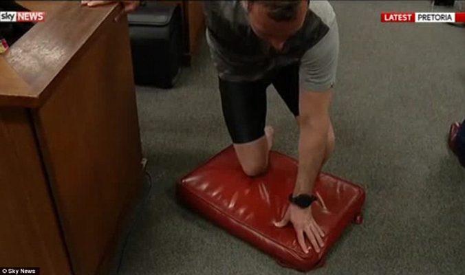 pistorius-kneel-down