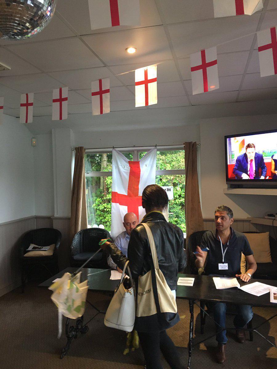 st_george_flags
