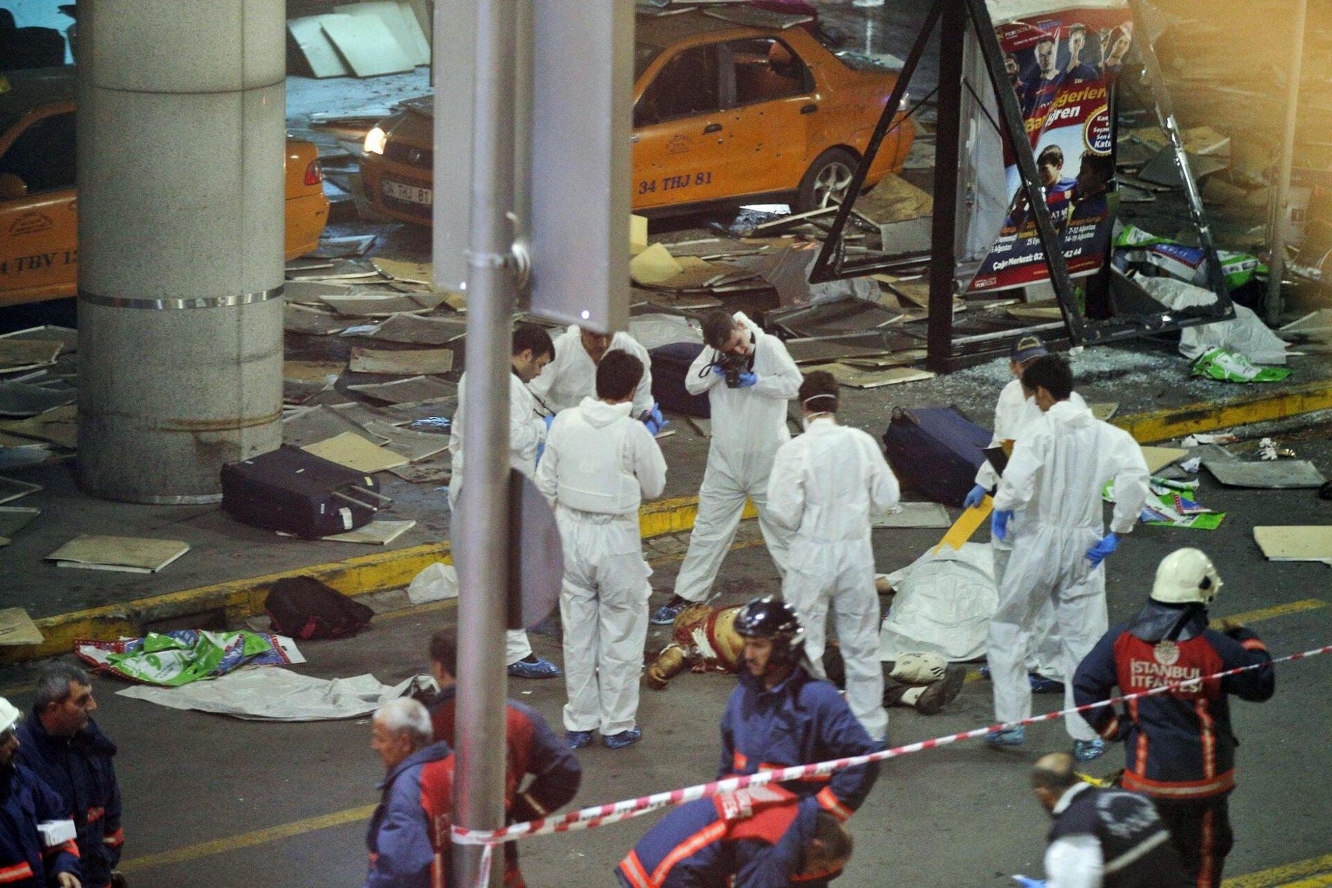 Μακελειό με 41 νεκρούς και 239 τραυματίες στο αεροδρόμιο της Κωνσταντινούπολης