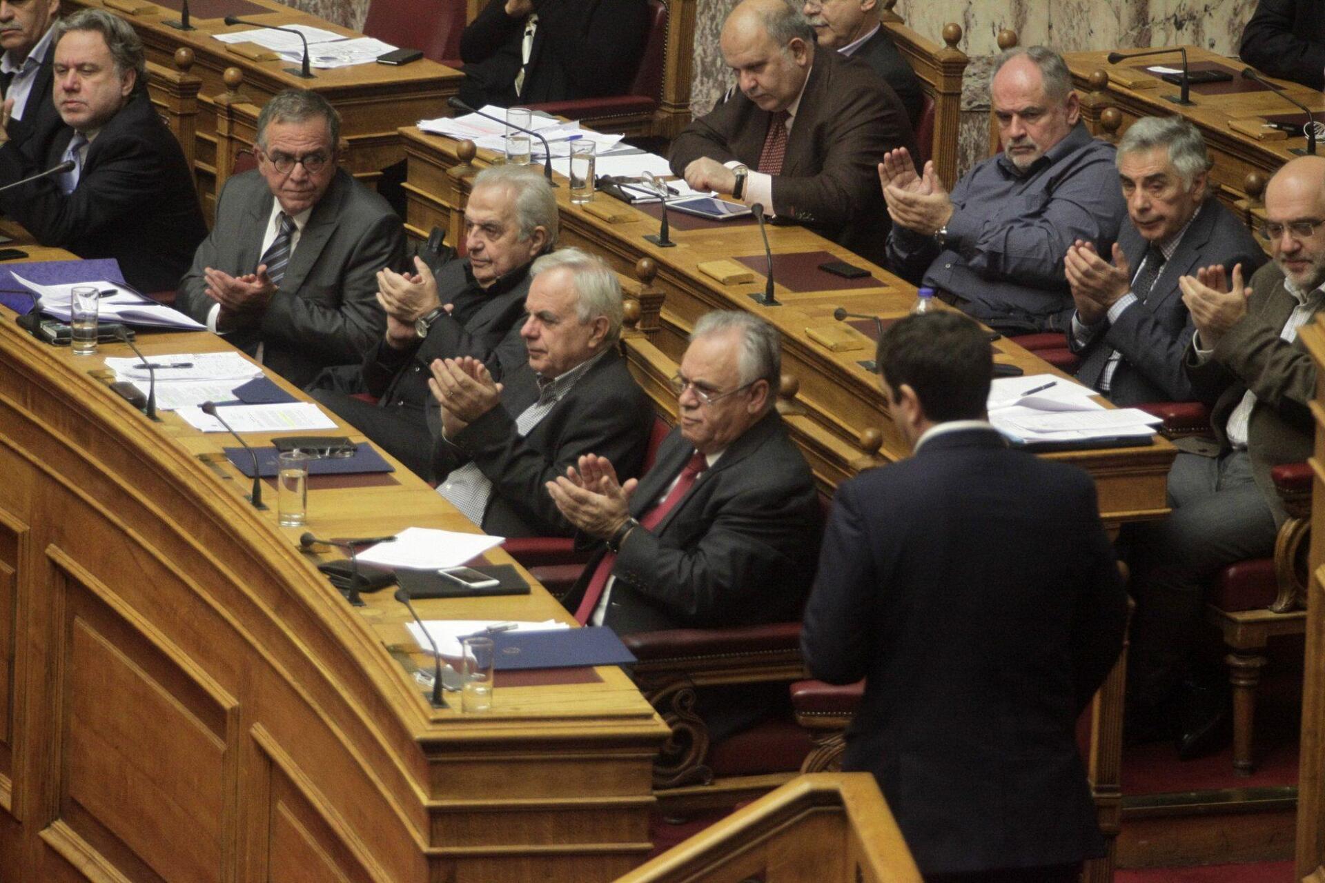 Τροπολογία για offshore υπουργών: Δίνουν προθεσμία 60 ημερών για μεταβίβαση μετοχών