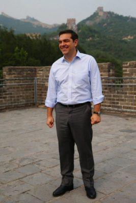 1025054_16809152-400x600