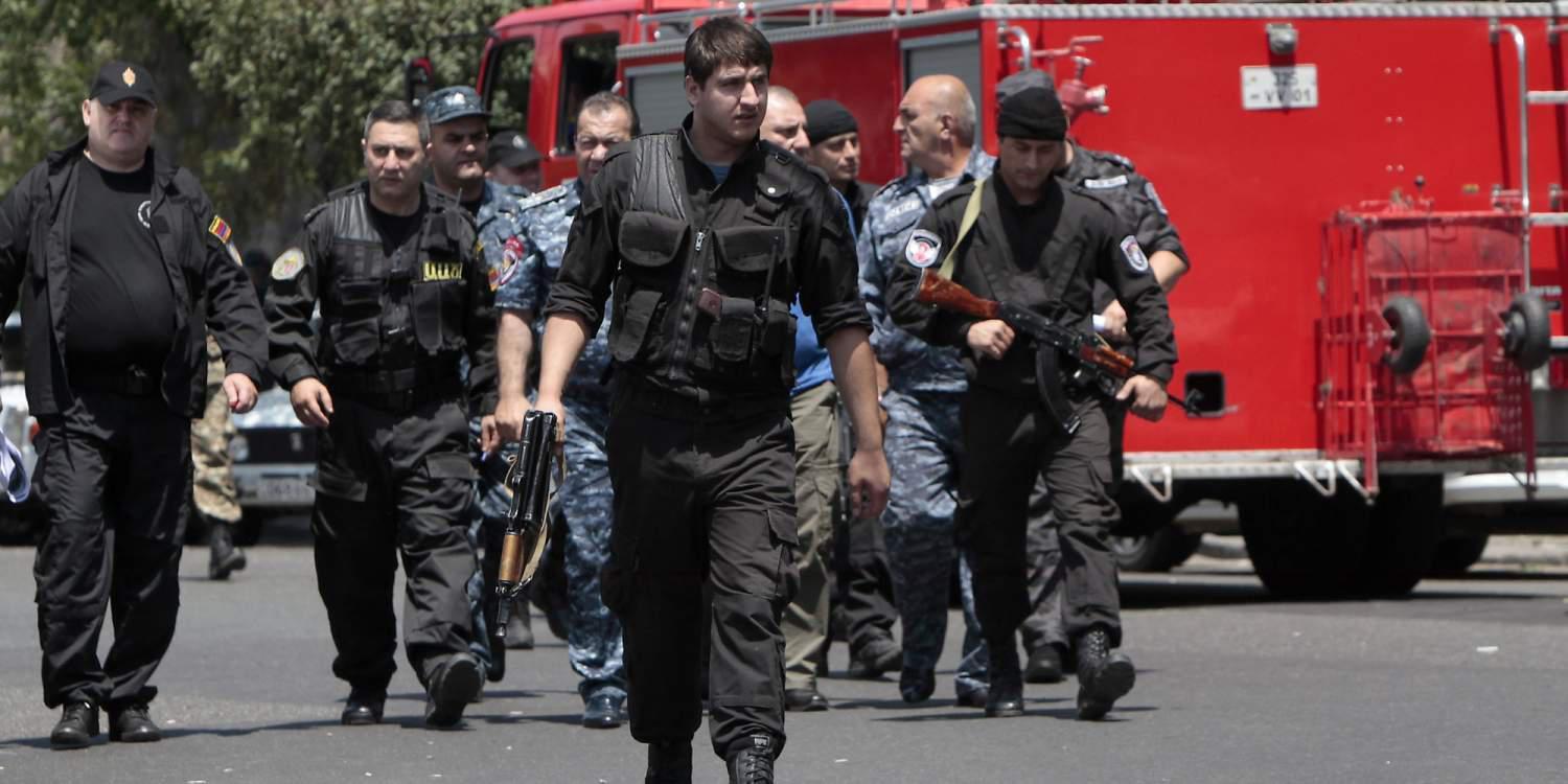 Αρμενία: Έληξε μετά από δύο εβδομάδες η ομηρία στο αστυνομικό τμήμα του Γερεβάν