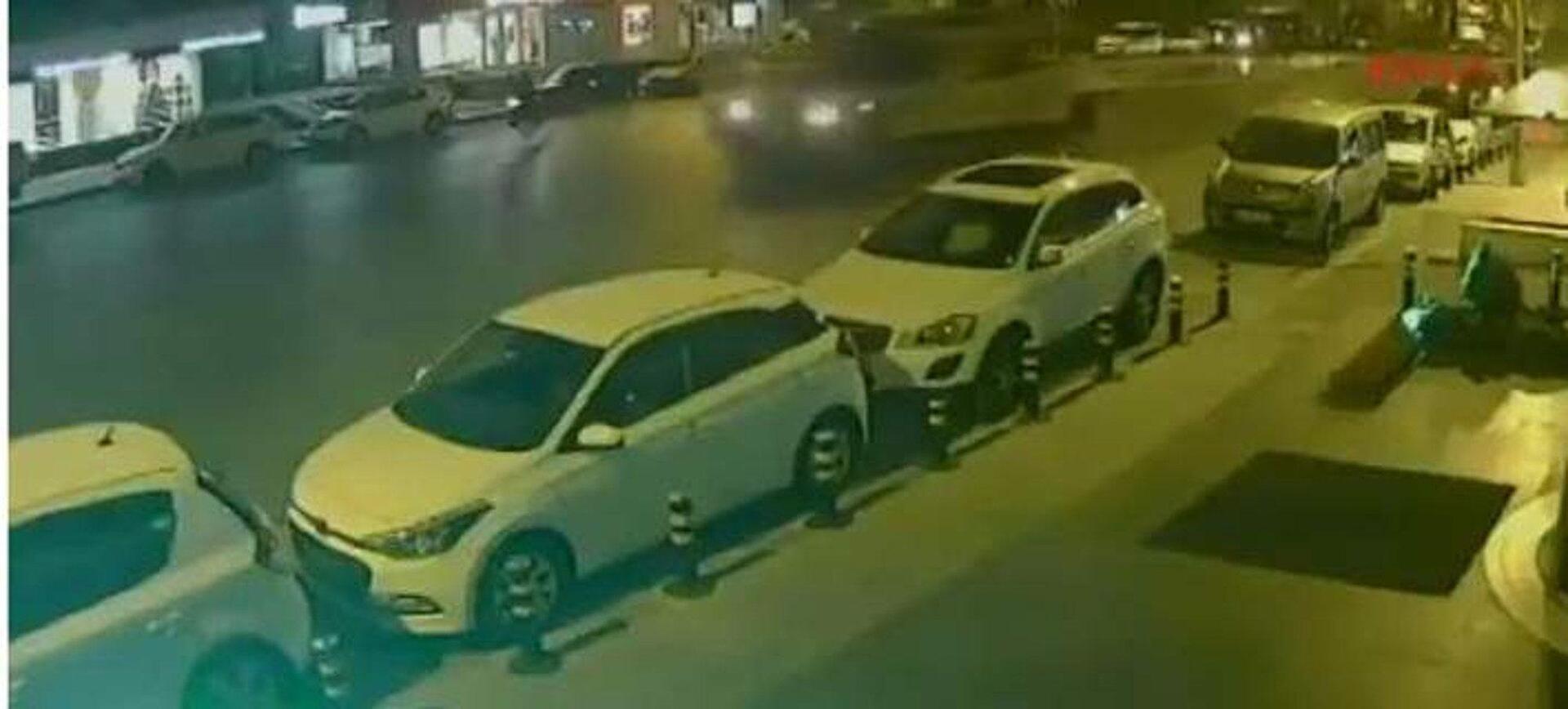 Βίντεο σοκ από την Κωνσταντινούπολη – Τανκς περνάνε πάνω από διαδηλωτή