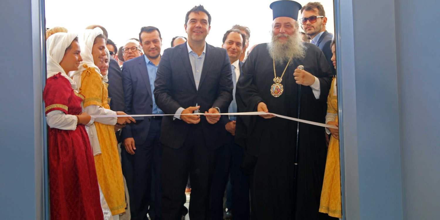 Οι κορδέλες των εγκαινίων