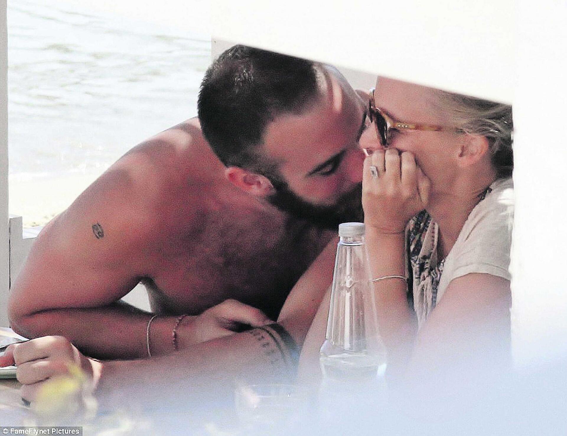 Eρωτευμένη στη Σίφνο