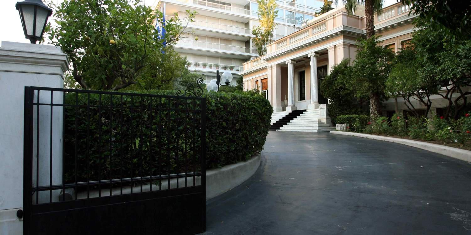 Μαξίμου: Όσο εμείς βρίσκουμε λύσεις οι «μονταζιέρες» πετούν λάσπη