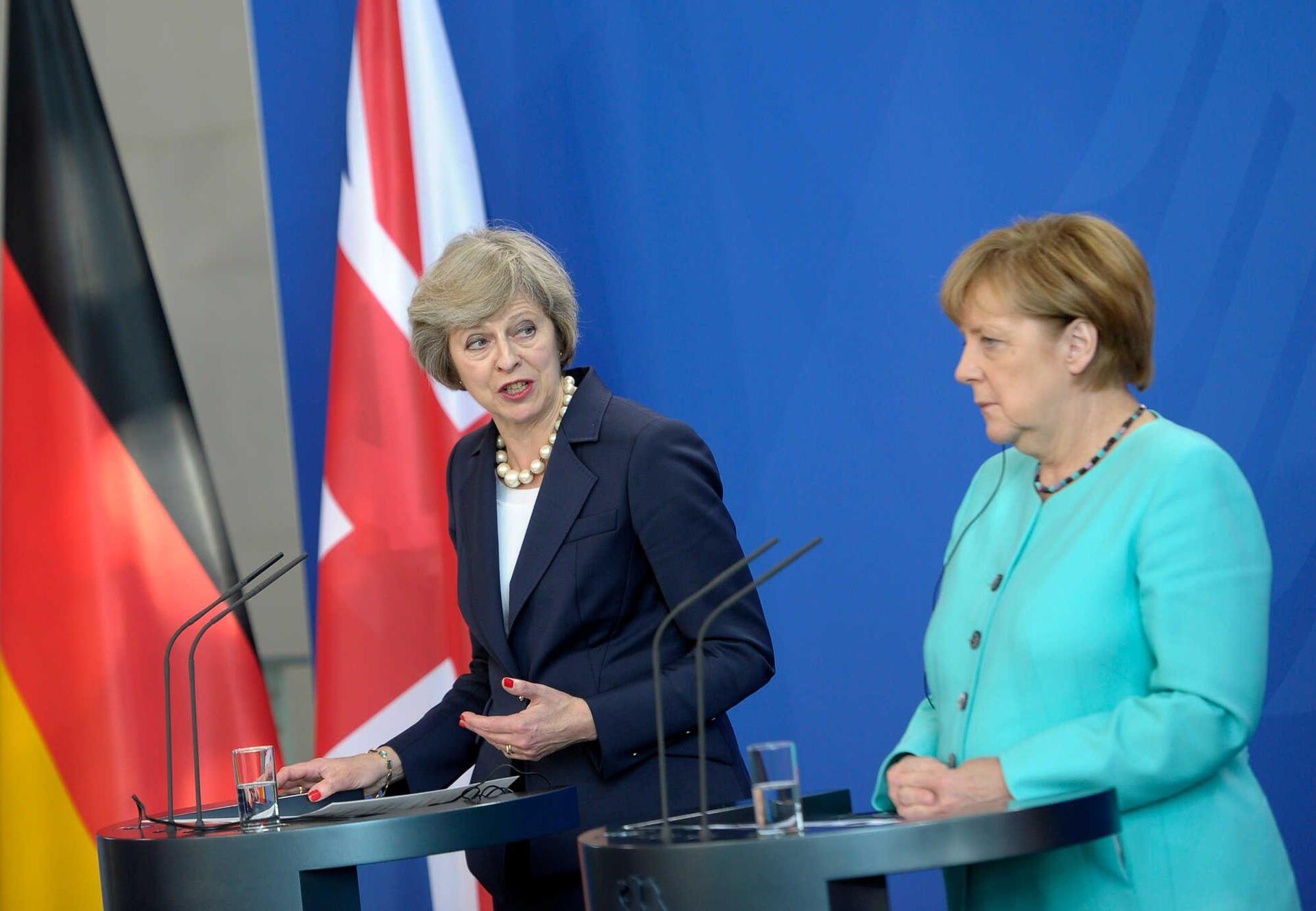 Μέρκελ μετά τη συνάντηση με τη Μέι: Το Brexit είναι μια εκκρεμότητα, ας μην διαρκέσει επ’ άπει