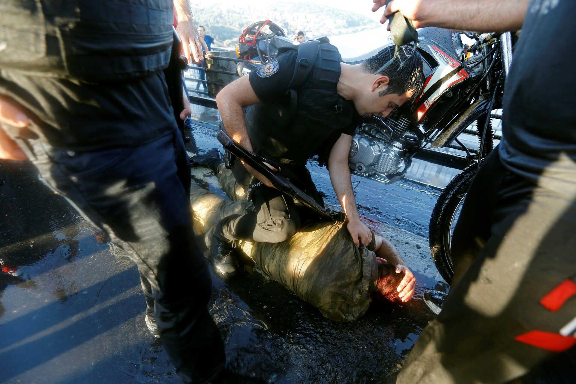 «Νεκροταφείο προδοτών» ετοιμάζει ο Ερντογάν