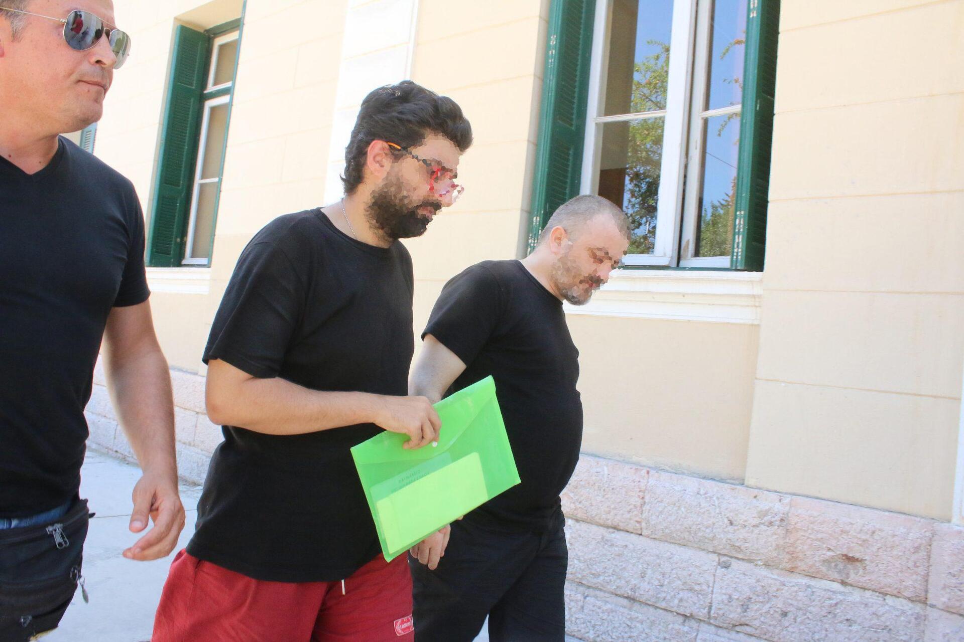 Φρίκη δίχως τέλος για τον 12χρονο στο Άργος στα χέρια του πατέρα του και του εραστή του