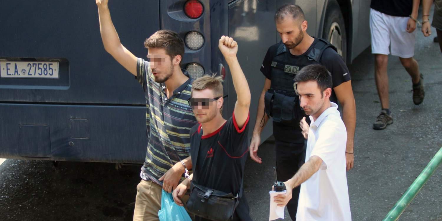 «Αλωνίζουν» οι αναρχικοί μετά την κάλυψη από ΣΥΡΙΖΑ