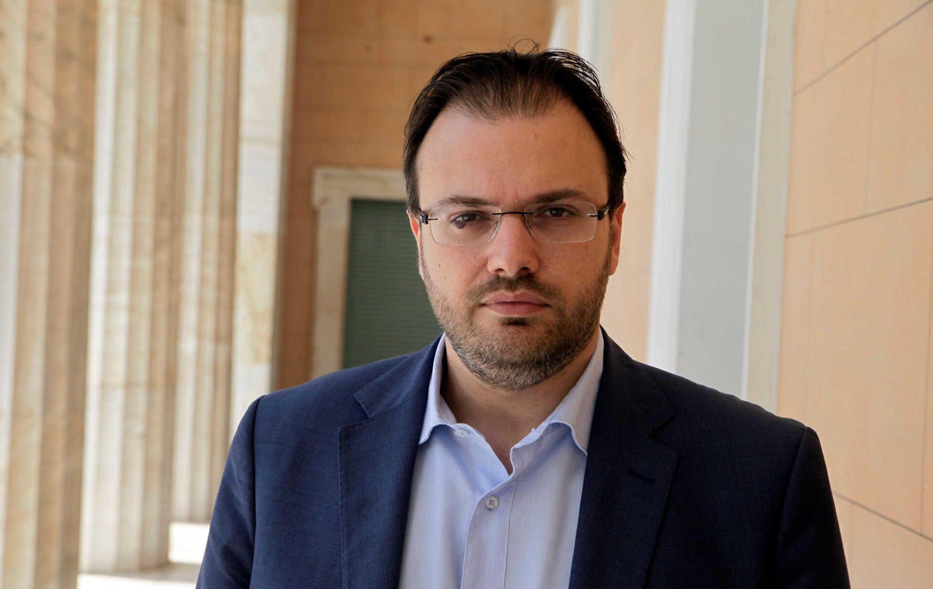 Με αιχμές η ανακοίνωση Θεοχαρόπουλου ότι δεν θα είναι υποψήφιος