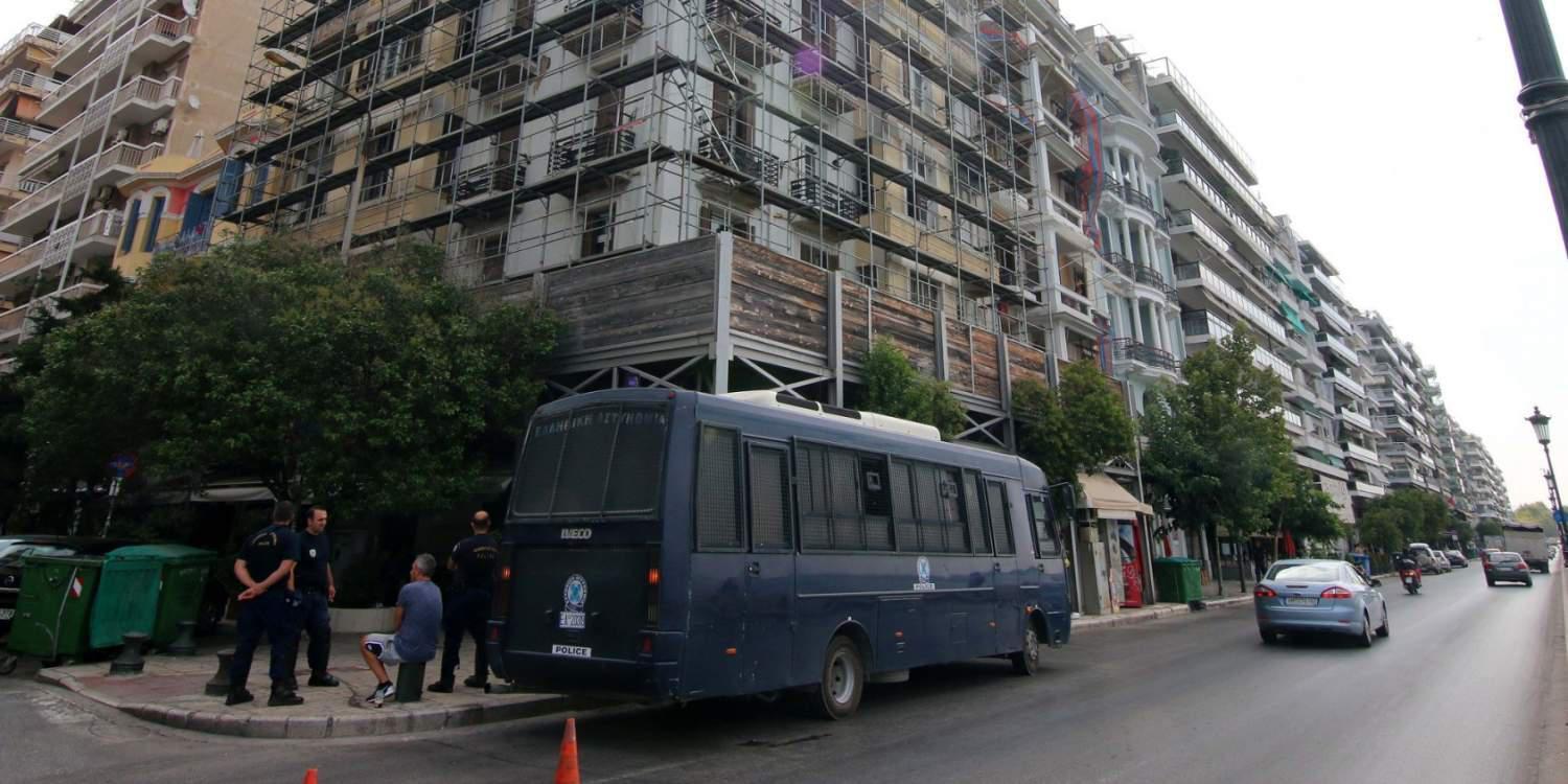 ΣΥΡΙΖΑ καταγγέλλει ΕΛ.ΑΣ. και στηρίζει αναρχικούς