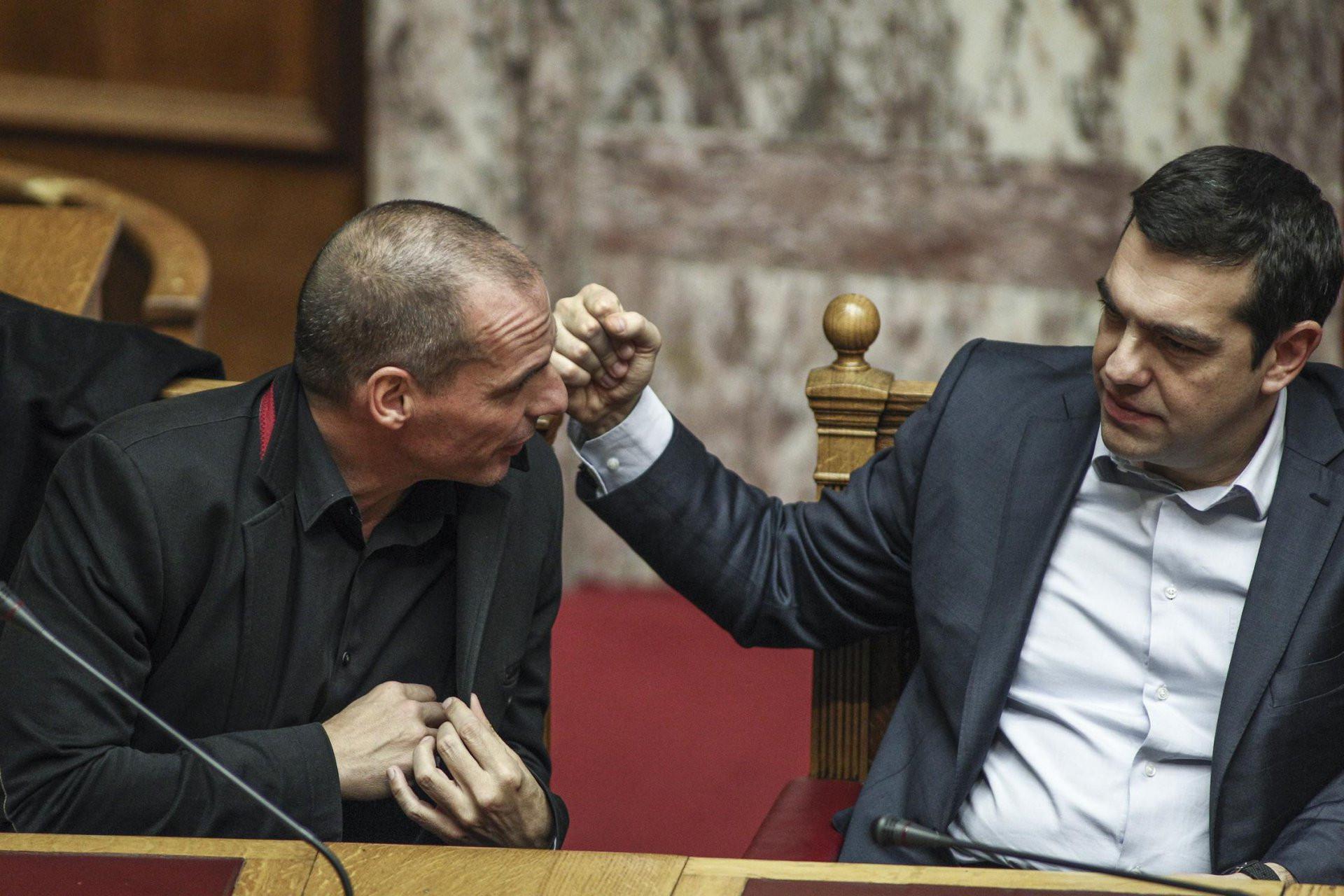 Αδίστακτοι πολιτικοί με μοναδικό σχέδιο την κατάληψη της εξουσίας