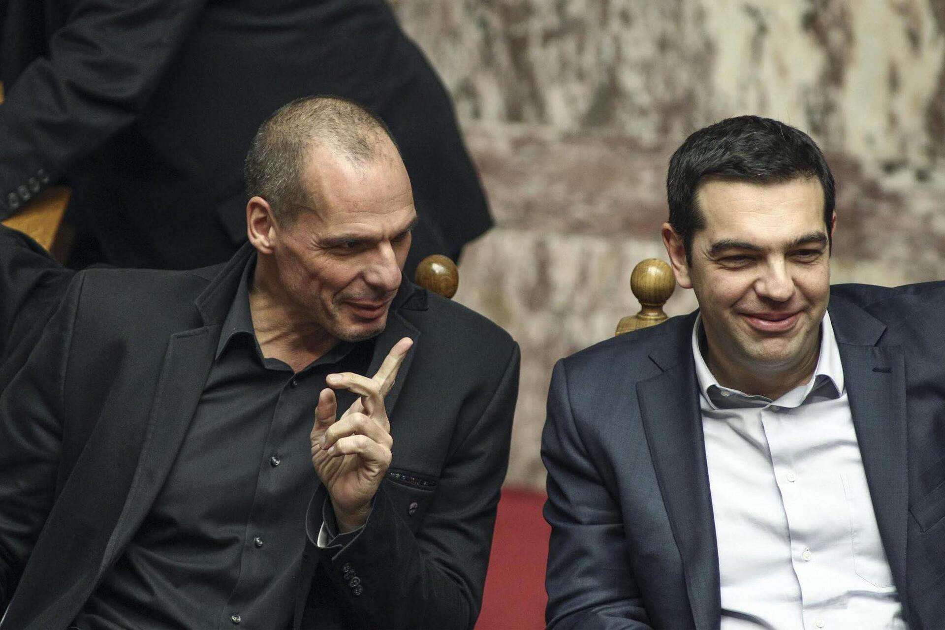 Αγάπη μου, θα κάνω πραξικόπημα…