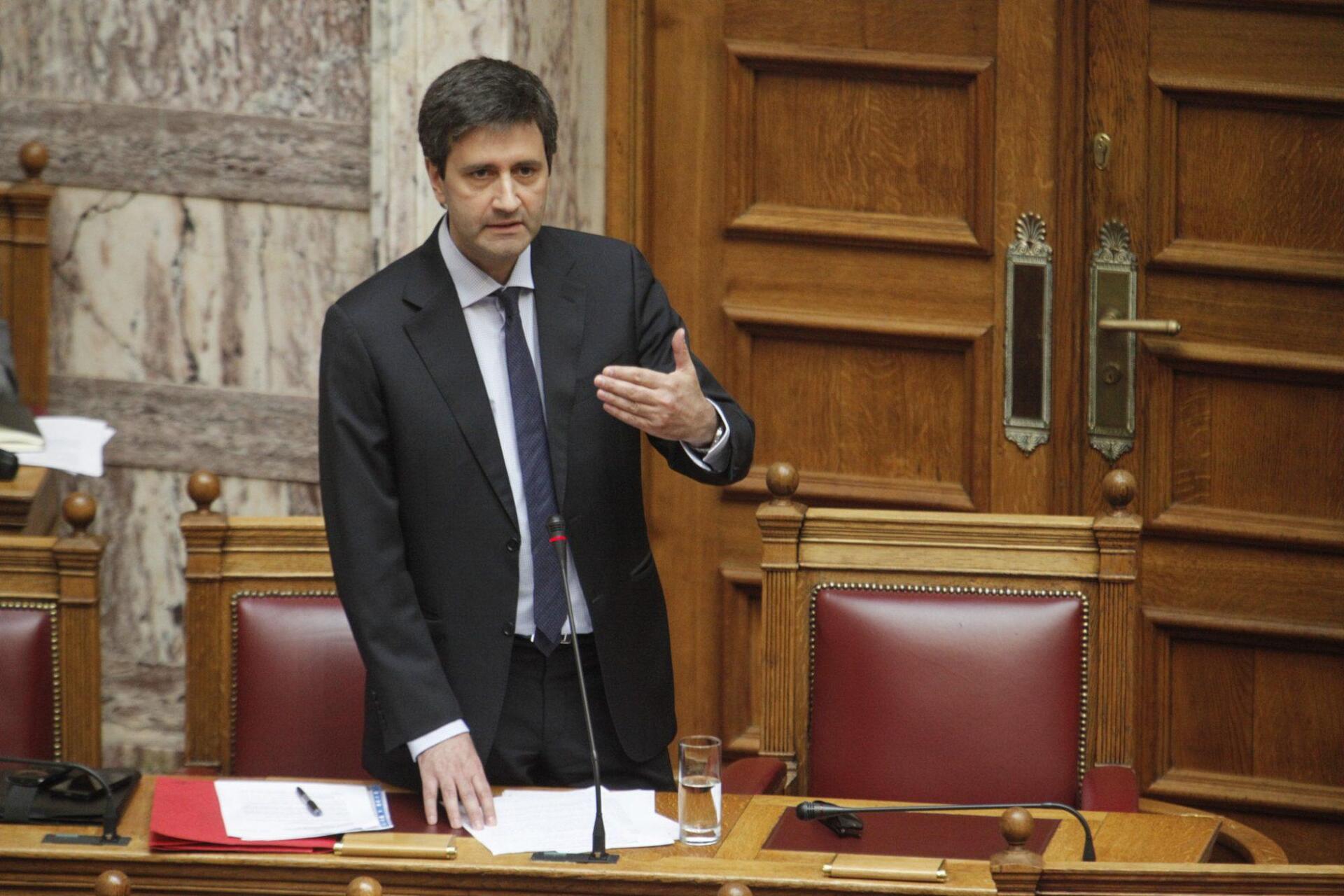 Χουλιαράκης: Η κυβέρνηση έχει πλήρη εμπιστοσύνη στην ΕΛΣΤΑΤ