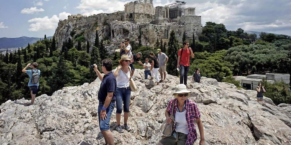 Tages Anzeiger: Καλοκαίρι-ρεκόρ για τον ελληνικό τουρισμό