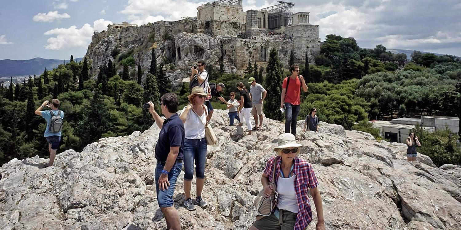 Tages Anzeiger: Καλοκαίρι-ρεκόρ για τον ελληνικό τουρισμό