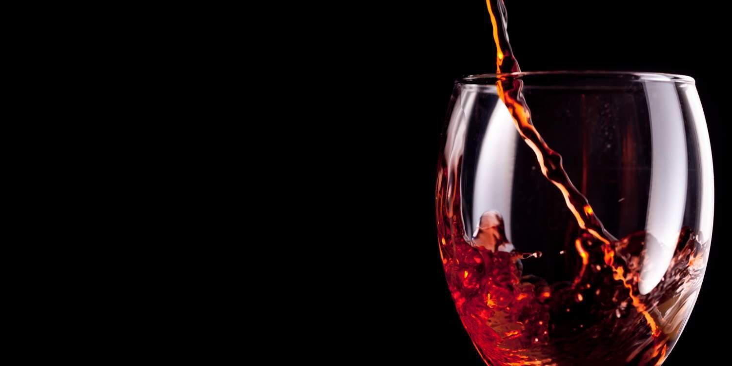Πώς ένα ποτήρι κρασί μπορεί να σώσει έναν γάμο!