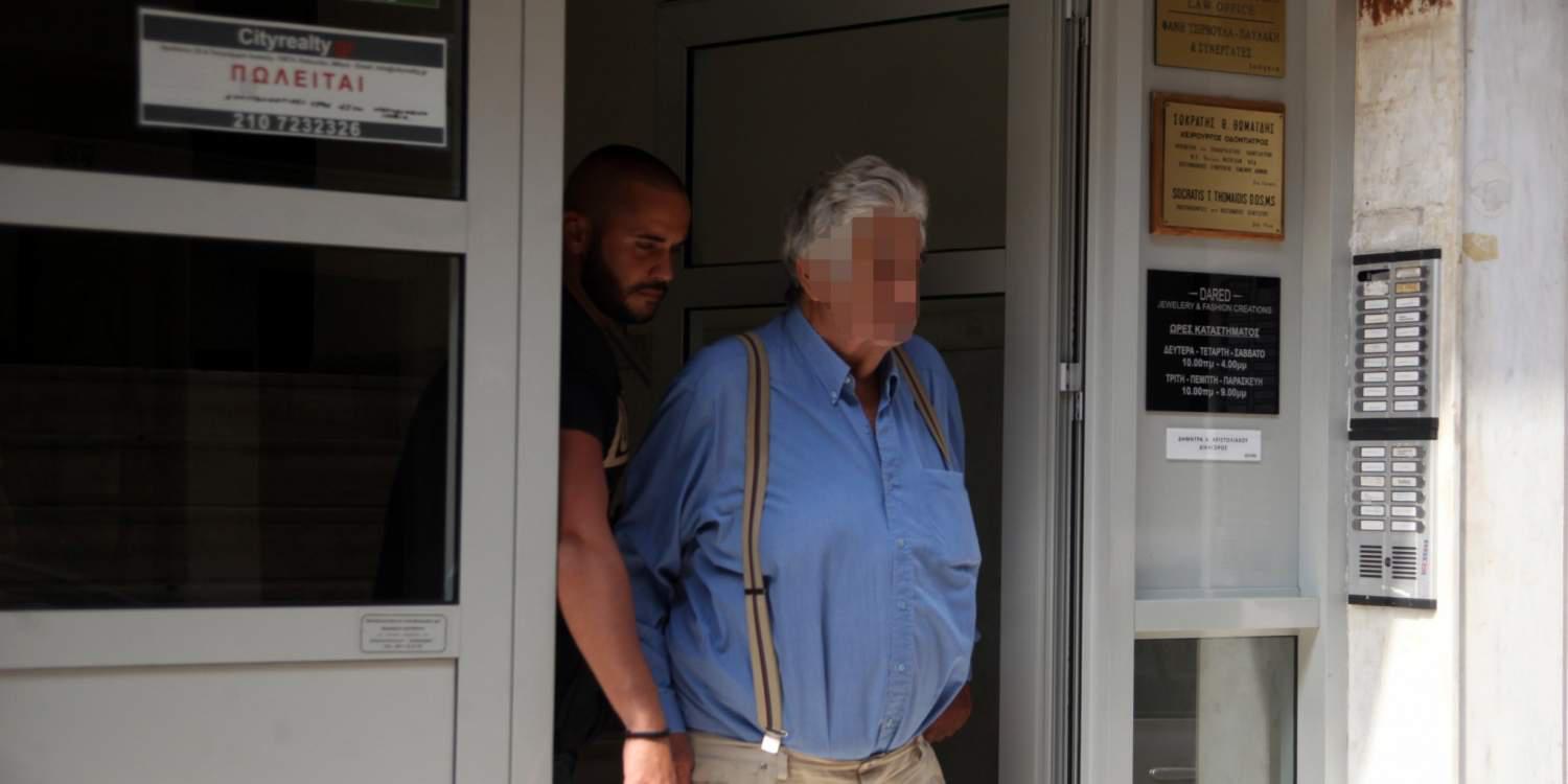 Το βούλευμα «καίει» τον 77χρονο-Αντί να βοηθήσει προτίμησε να διαφύγει